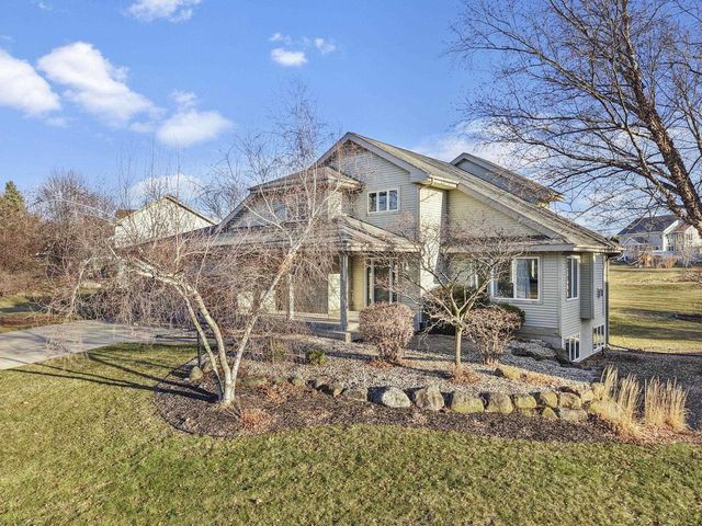 5526 Grassland Trail, Middleton, WI 53562