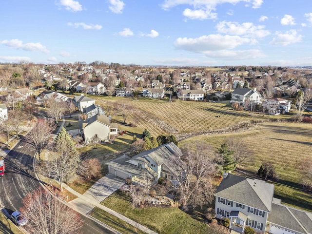 5526 Grassland Trail, Middleton, WI 53562