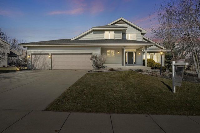 5526 Grassland Trail, Middleton, WI 53562