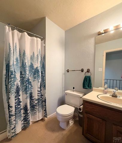 142 Douglas Lane, Pueblo, CO 81001