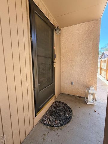 142 Douglas Lane, Pueblo, CO 81001