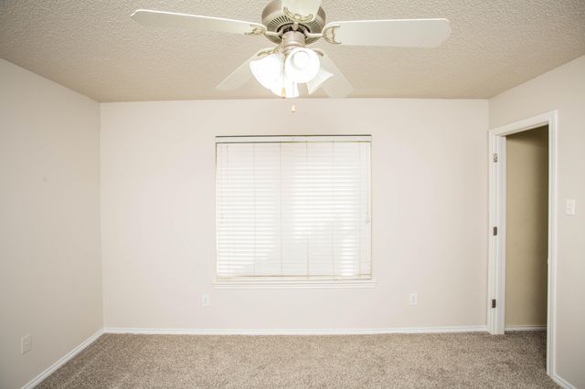 616 N 8th Street, Wolfforth, TX 79382