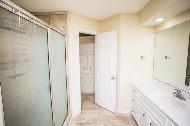 616 N 8th Street, Wolfforth, TX 79382