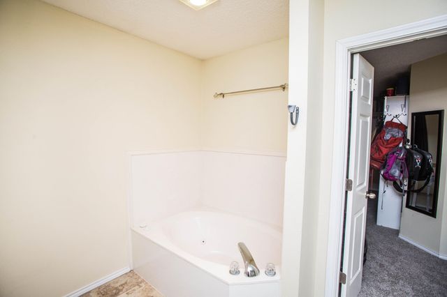 616 N 8th Street, Wolfforth, TX 79382