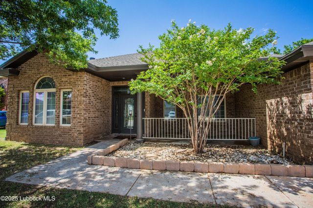 616 N 8th Street, Wolfforth, TX 79382