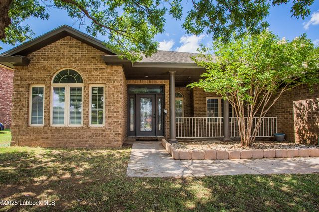 616 N 8th Street, Wolfforth, TX 79382
