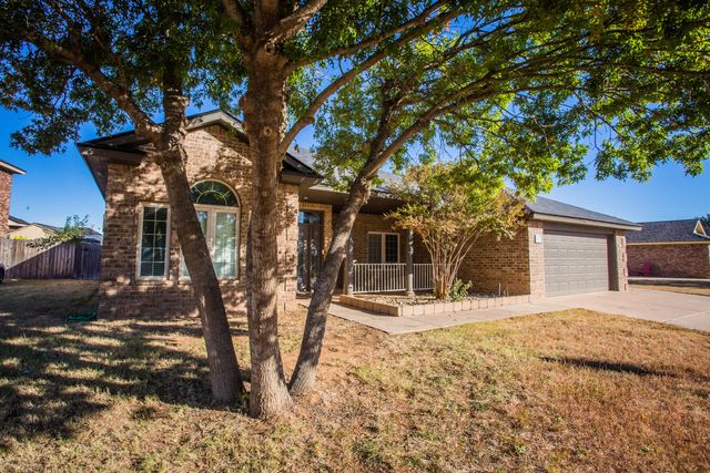 616 N 8th Street, Wolfforth, TX 79382