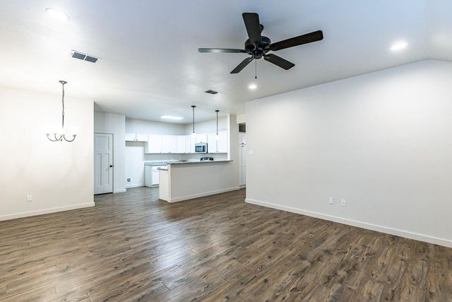 5525 121st Street, A, Lubbock, TX 79424
