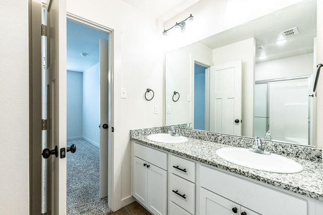 5525 121st Street, A, Lubbock, TX 79424