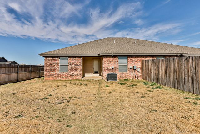 5525 121st Street, A, Lubbock, TX 79424