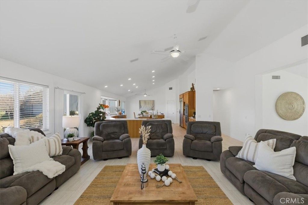 Image 19 of property listing at 30100 Maxine, Menifee, CA 92584