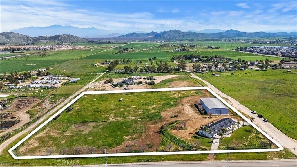 Image 56 of property listing at 30100 Maxine, Menifee, CA 92584