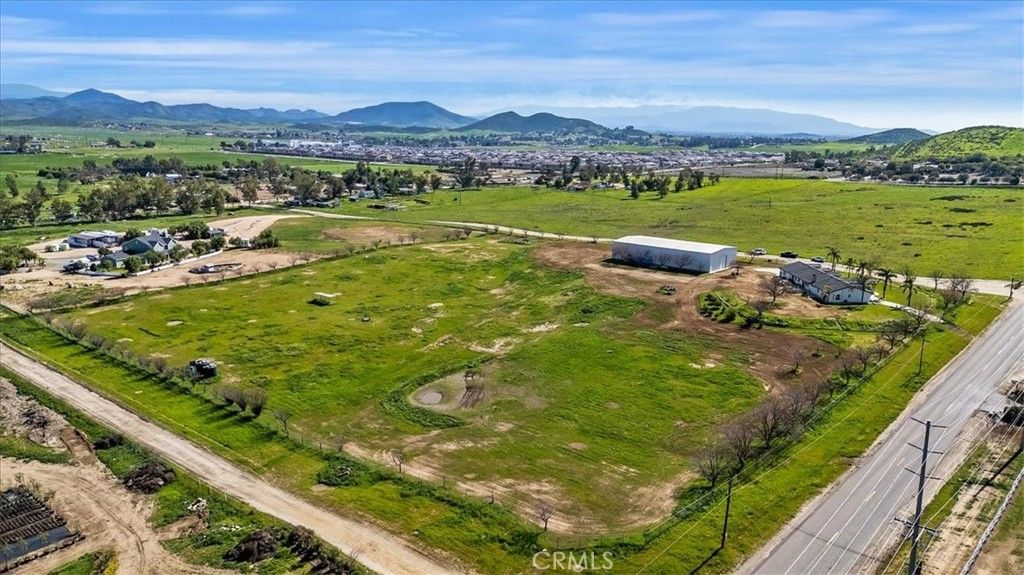 Image 59 of property listing at 30100 Maxine, Menifee, CA 92584