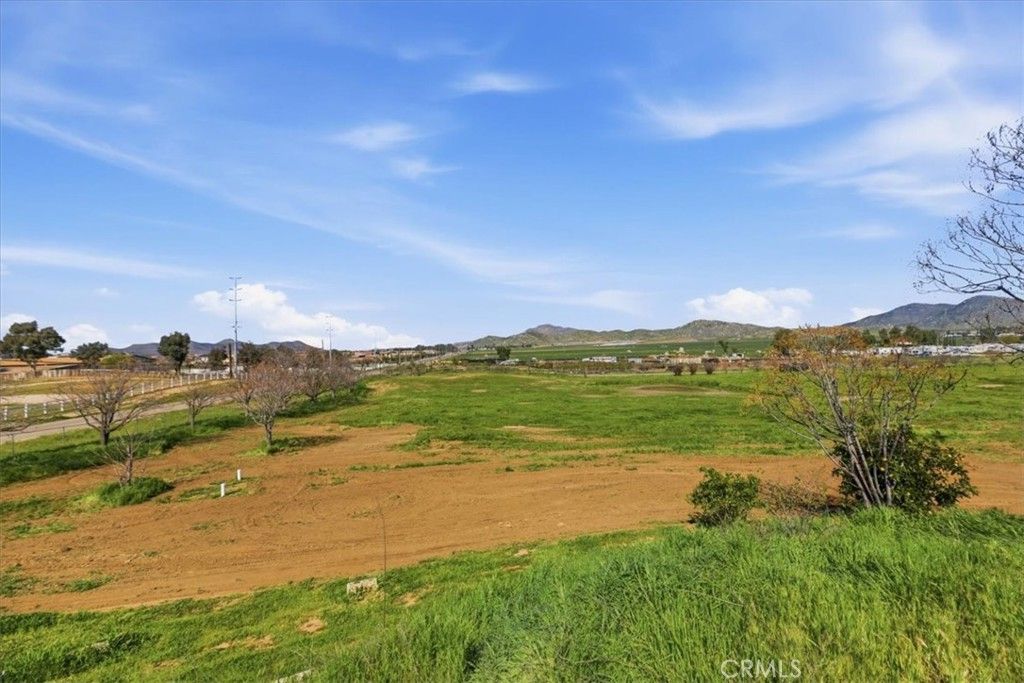 Image 62 of property listing at 30100 Maxine, Menifee, CA 92584