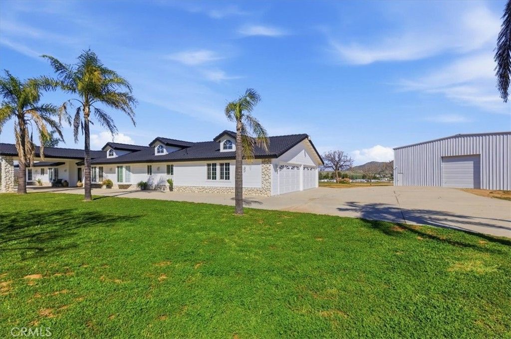 Image 8 of property listing at 30100 Maxine, Menifee, CA 92584