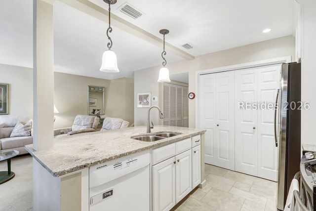 59 Carnoustie Rd Apt 275, Hilton Head Island, SC 29928