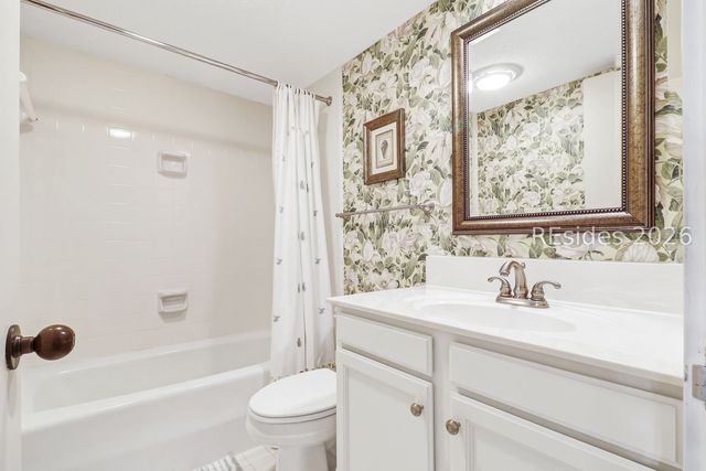 59 Carnoustie Rd Apt 275, Hilton Head Island, SC 29928