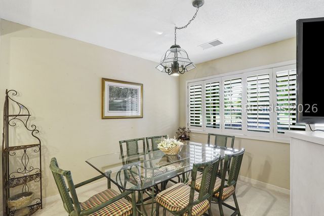 59 Carnoustie Rd Apt 275, Hilton Head Island, SC 29928