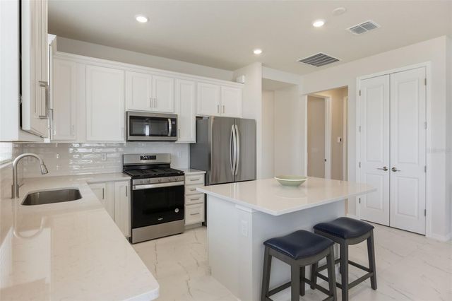 13562 PEARL BEACH STREET, Winter Garden, FL 34787