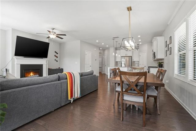 504 Elm Bluff Way, Lawrenceville, GA 30043