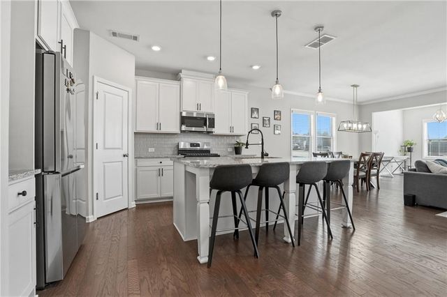 504 Elm Bluff Way, Lawrenceville, GA 30043