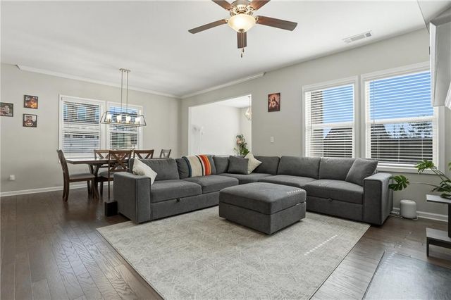 504 Elm Bluff Way, Lawrenceville, GA 30043