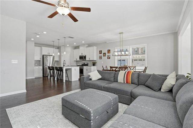 504 Elm Bluff Way, Lawrenceville, GA 30043