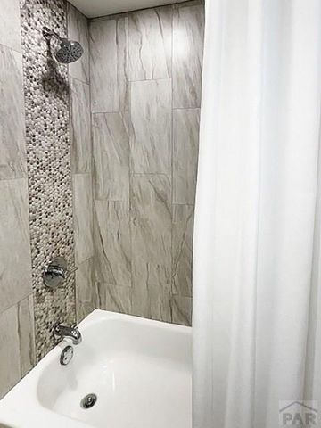 402 Barnes Ave, La Junta, CO 81050