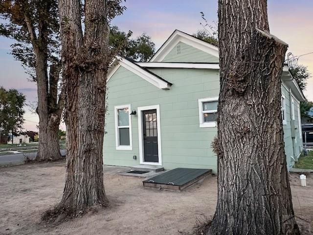 402 Barnes Ave, La Junta, CO 81050