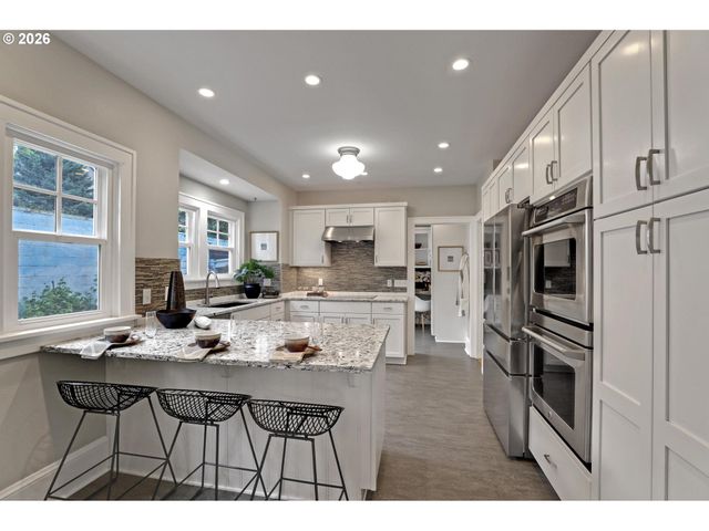 442 Se 33RD Ave, Portland, OR 97214