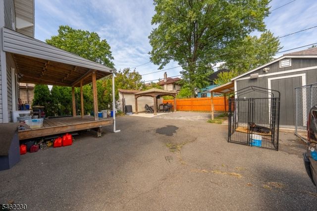 17 Porter Ave, Newark City, NJ 07112