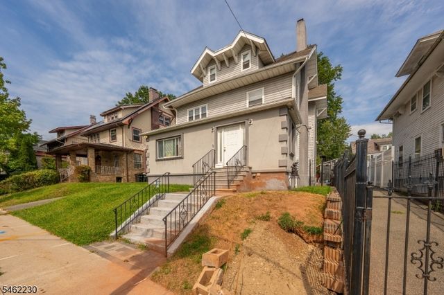 17 Porter Ave, Newark City, NJ 07112