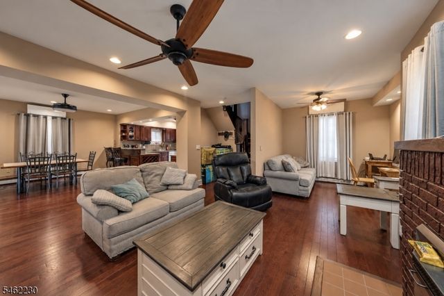 17 Porter Ave, Newark City, NJ 07112