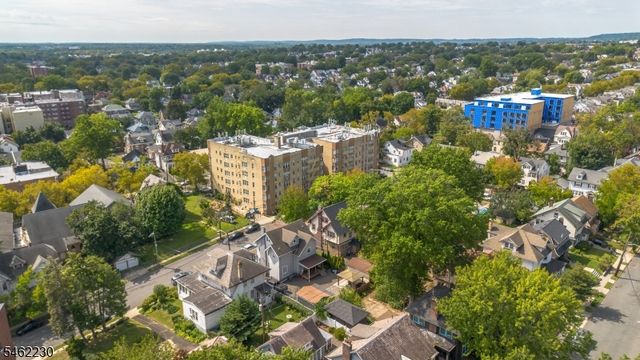 17 Porter Ave, Newark City, NJ 07112