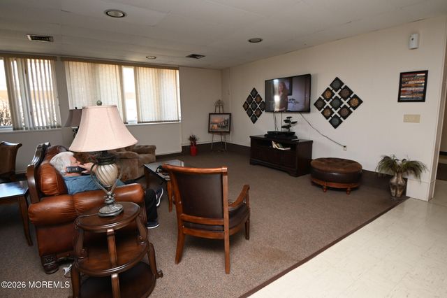 41G Cambridge Court, Lakewood, NJ 08701