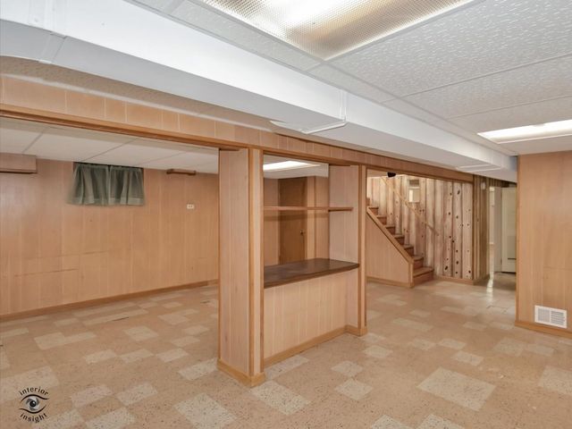 10208 S Saint Louis Avenue, Evergreen Park, IL 60805
