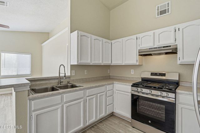 11764 BALLADEER Avenue, El Paso, TX 79936