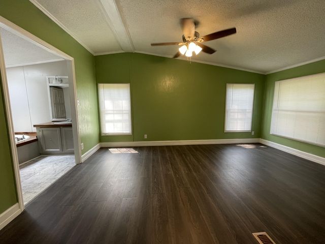 402 Long Street, Englewood, TN 37329