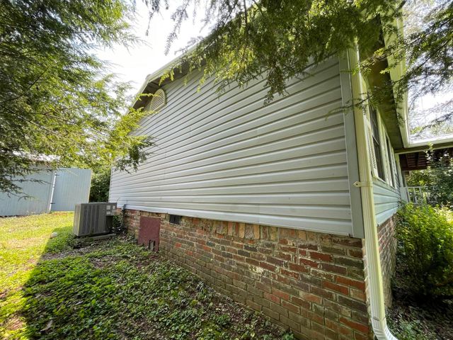 402 Long Street, Englewood, TN 37329