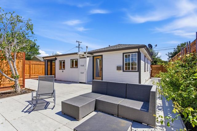 1257 Laurel Avenue, East Palo Alto, CA 94303