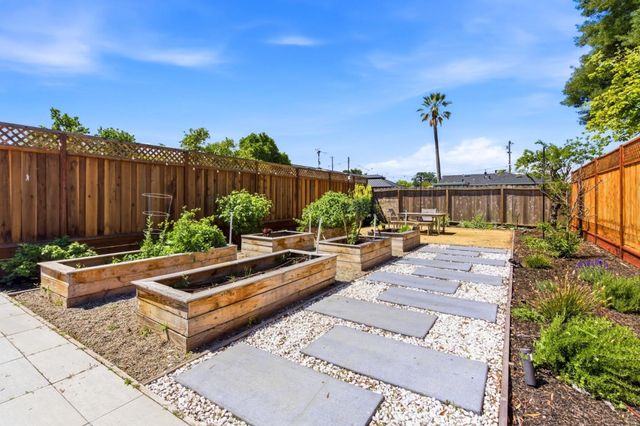 1257 Laurel Avenue, East Palo Alto, CA 94303