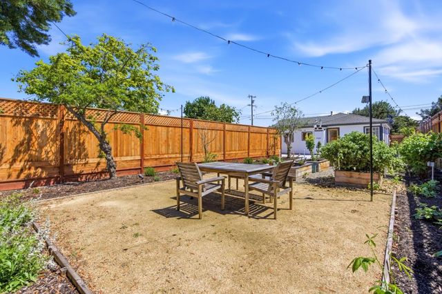1257 Laurel Avenue, East Palo Alto, CA 94303