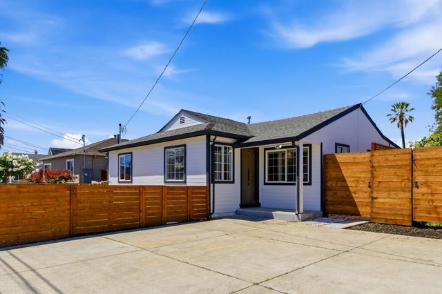 1257 Laurel Avenue, East Palo Alto, CA 94303