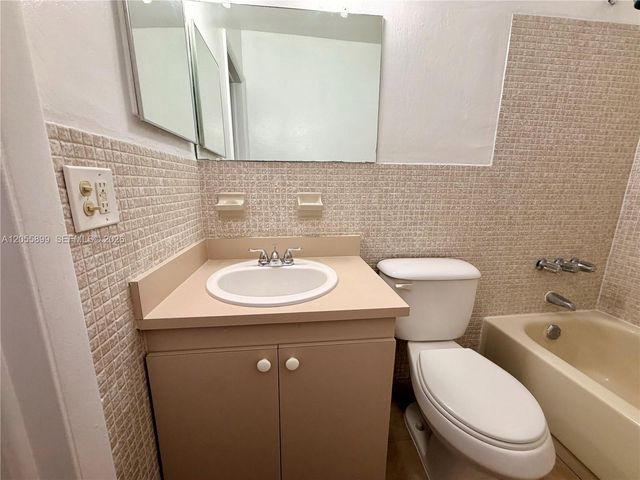 1502 N 57th Ter 1502, Hollywood, FL 33021