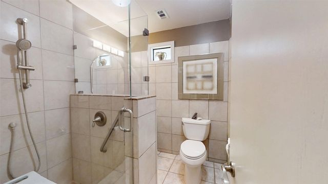 4311 N Port Ridglea Court, Granbury, TX 76049