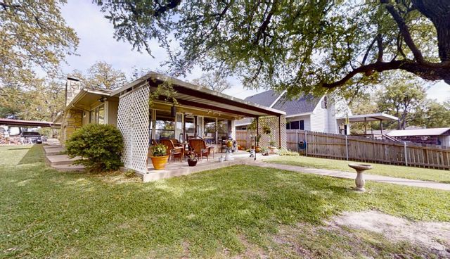 4311 N Port Ridglea Court, Granbury, TX 76049