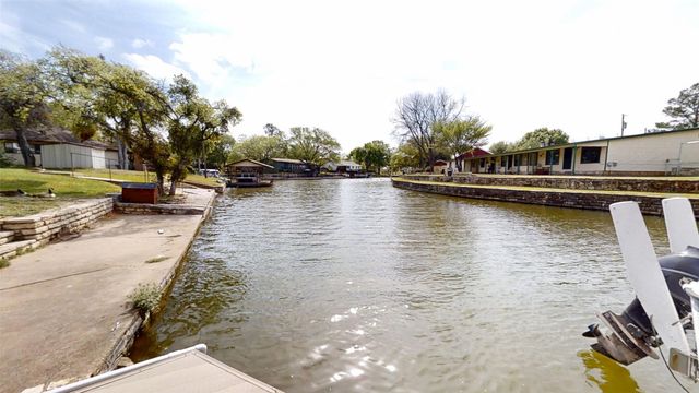 4311 N Port Ridglea Court, Granbury, TX 76049