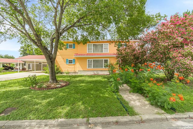 416 ALEXANDER HAMILTON DR, San Antonio, TX 78228