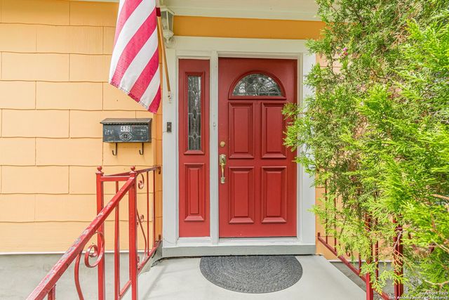 416 ALEXANDER HAMILTON DR, San Antonio, TX 78228