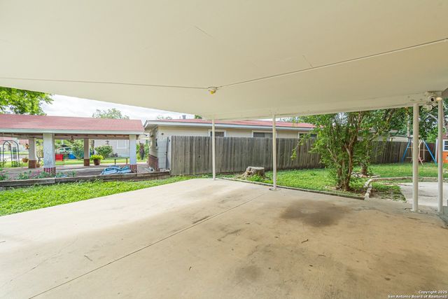 416 ALEXANDER HAMILTON DR, San Antonio, TX 78228